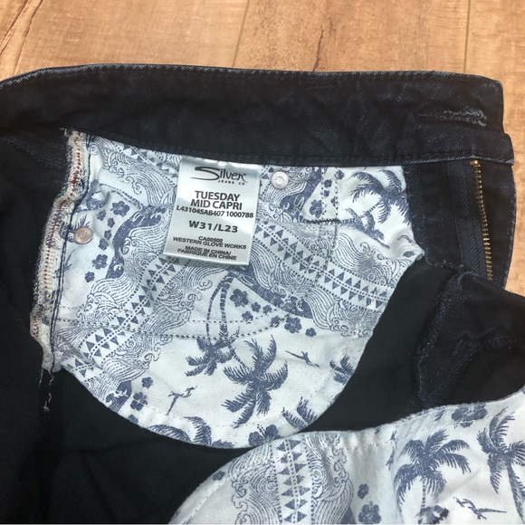 Silver Jeans TUESDAY MID CAPRI 31X23 - Picture 7 of 9